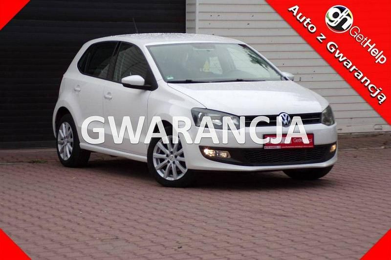 Biały Używany 2011 VW Polo Hatchback | 22 900 zł (Uczciwa cena) - Obraz 1/4
