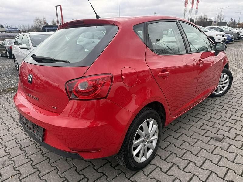Używany Seat Ibiza 105 KM (77 kW) 2013 Czerwony Hatchback