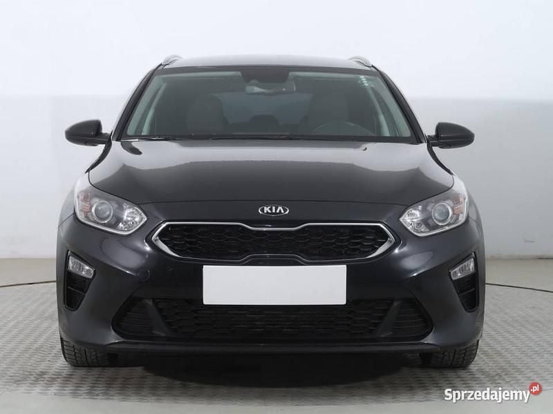 Czarny Używany 2021 Kia Ceed Kombi | 45 999 zł (Dobra cena) - Obraz 1/4