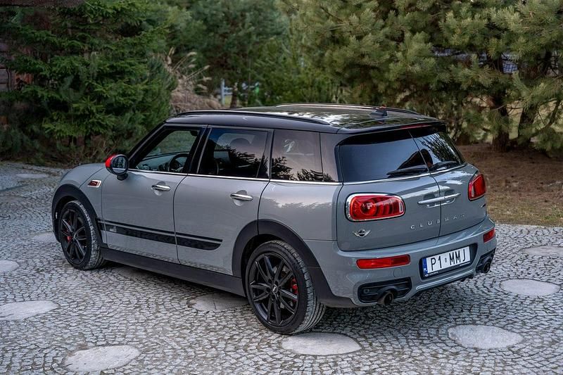 Używany Mini Clubman 231 KM (169 kW) 2017 Szary (metalik) Kombi