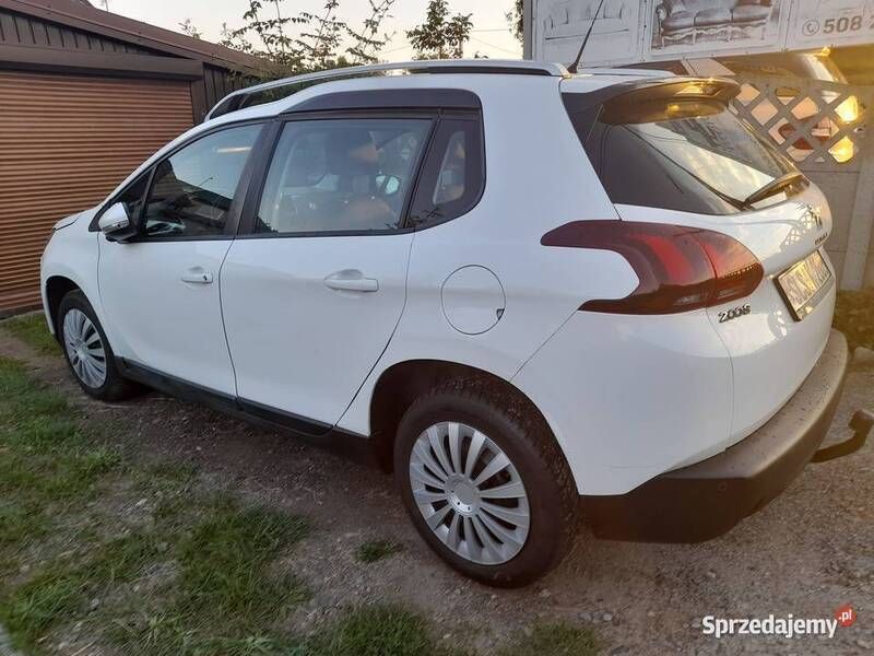 Używany 2017 Peugeot 2008 SUV | 38 500 zł (Uczciwa cena) - Obraz 1/4