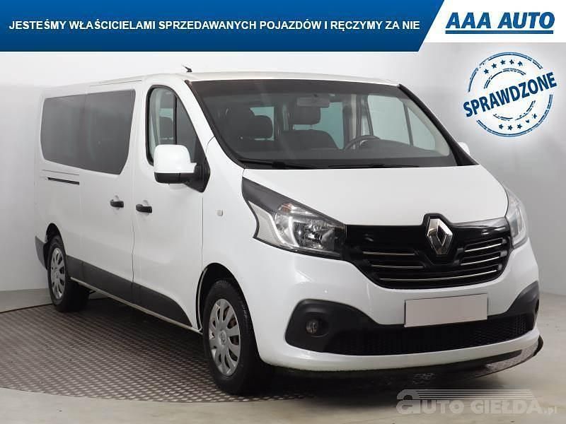 Używany Renault Trafic 2018 Biały Minivan