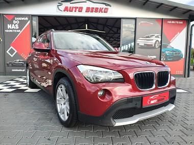 Czerwony Używany 2011 BMW X1 SUV | 37 900 zł (Super Cena) - Obraz 1/4