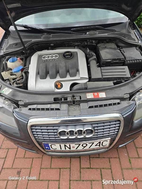 Srebrny Używany 2004 Audi A3 Sedan/Limuzyna | 15 000 zł (Drogi) - Obraz 1/4