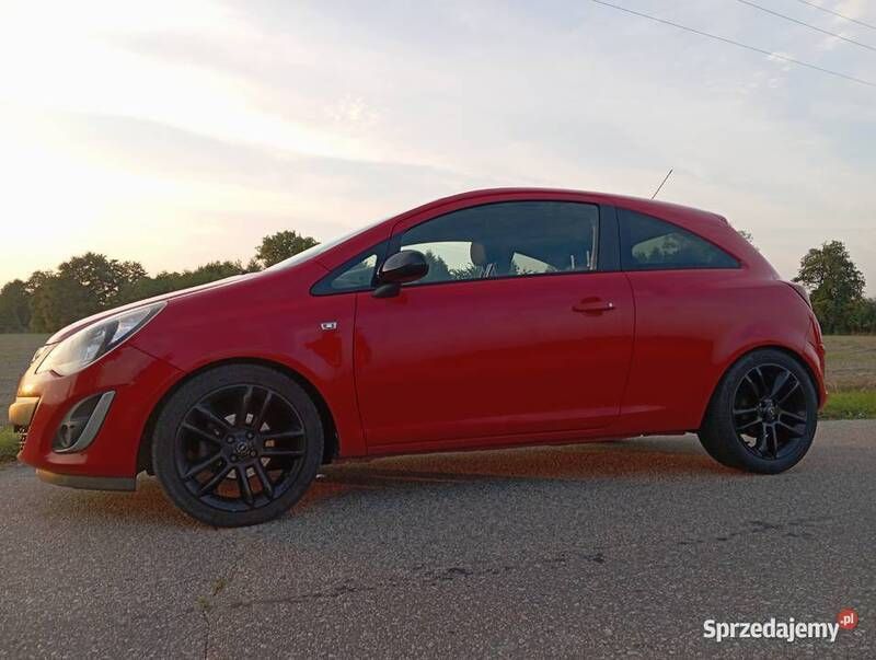 Używany Opel Corsa 75 KM (55 kW) 2012 Hatchback