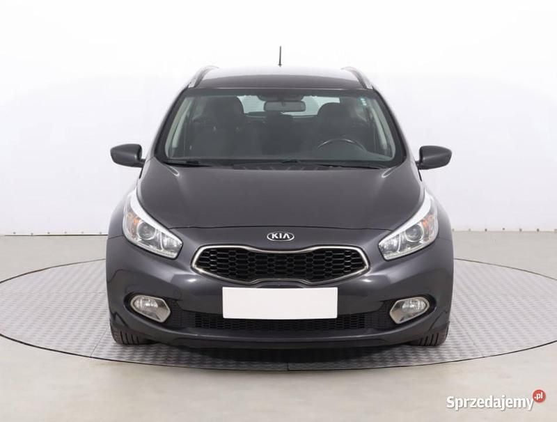 Czarny Używany 2013 Kia Ceed Hatchback | 23 999 zł (Dobra cena) - Obraz 1/4