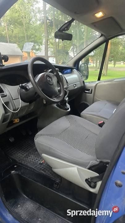 Używany Opel Vivaro 2008 Niebieski Minivan