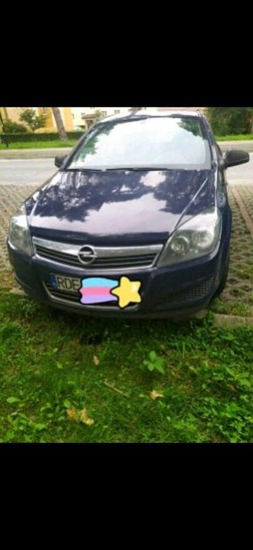 Niebieski Używany 2010 Opel Astra Kombi | 3900 zł - Obraz 1/3