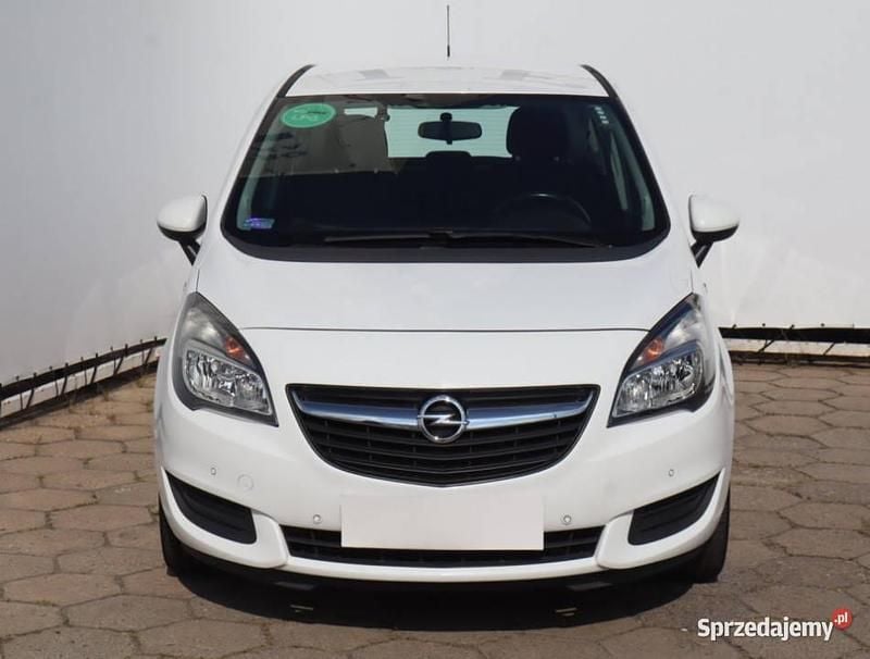 Biały Używany 2017 Opel Meriva Minivan | 32 999 zł (Uczciwa cena) - Obraz 1/4