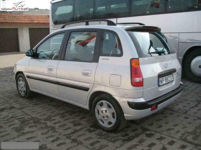 Używany Hyundai Matrix 82 KM (60 kW) 2002 Srebrny (metalik) Minivan