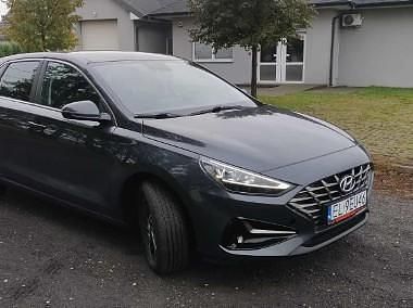 Szary Używany 2021 Hyundai i30 Hatchback | 61 990 zł (Dobra cena) - Obraz 1/4