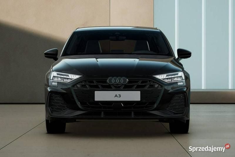 Używany Audi A3 Sportback e-tron Ambiente 2025 Czarny Hatchback