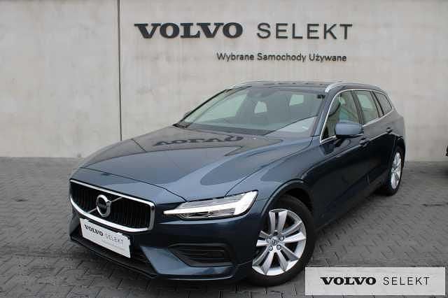 Używany Volvo V60 197 KM (144 kW) 2020 Niebieski Kombi