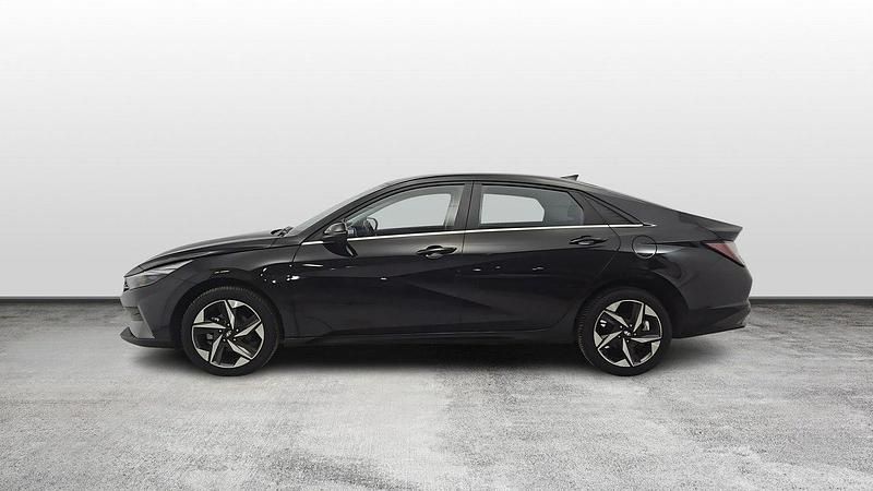 Używany Hyundai Elantra 123 KM (90 kW) 2023 Czarny Sedan/Limuzyna