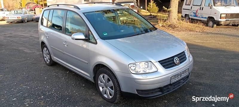 Używany VW Touran 2006 Srebrny Minivan