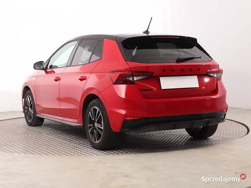 Używany Skoda Fabia 2024 Czerwony Hatchback