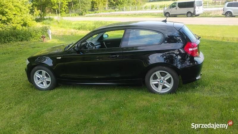 Używany 2008 BMW 118 Hatchback | 13 900 zł (Uczciwa cena) - Obraz 1/4