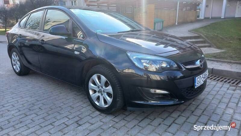 Czarny Używany 2016 Opel Astra Sedan/Limuzyna | 24 900 zł (Dobra cena) - Obraz 1/4