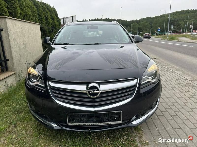 Szary (metalik) Używany 2016 Opel Insignia Kombi | 32 500 zł (Dobra cena) - Obraz 1/4