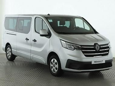 Srebrny Używany 2024 Renault Trafic Van | 137 500 zł - Obraz 1/4