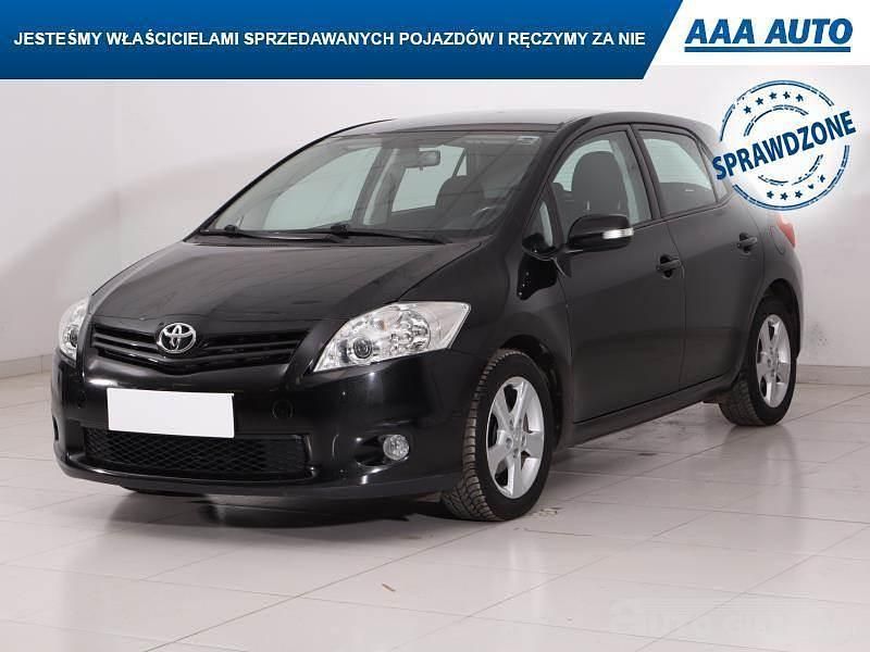 Używany Toyota Auris 2012 Czarny