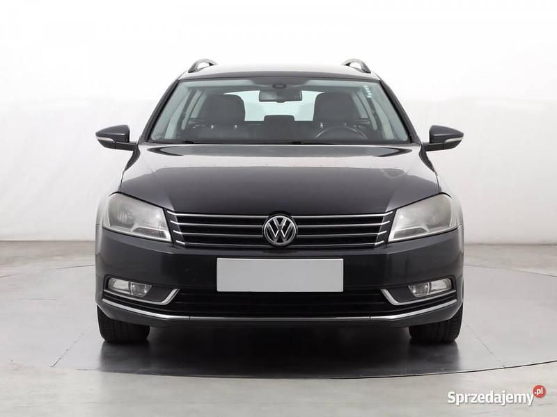Szary Używany 2012 VW Passat Kombi | 28 999 zł (Dobra cena) - Obraz 1/4