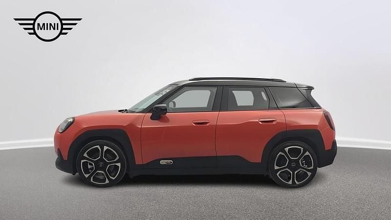 Używany Mini Aceman 160 kW (218 KM) 2024 Rebel red metalizowany SUV