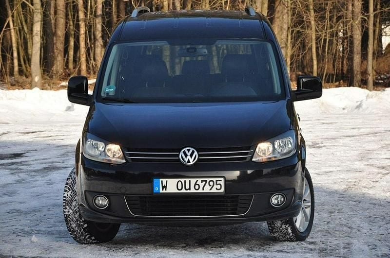 Używany VW Caddy 140 KM (102 kW) 2013 Czarny (metalik) Minivan