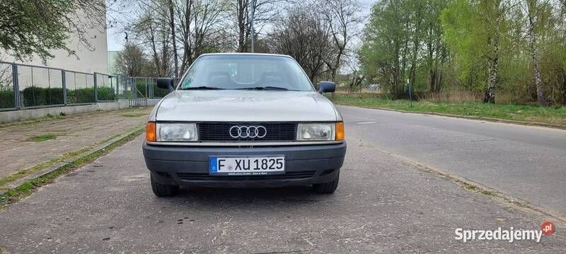 Srebrny Używany 1988 Audi 80 Sedan/Limuzyna | 9500 zł - Obraz 1/4