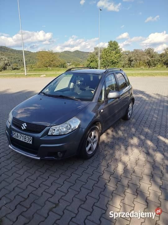 Używany Suzuki SX4 107 KM (78 kW) 2007 Szary Sedan/Limuzyna