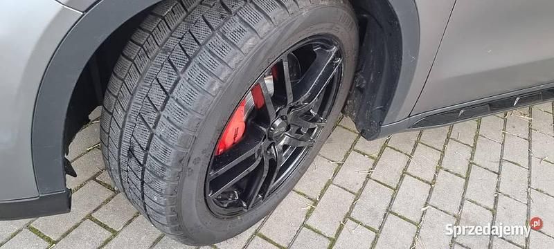 Używany Mercedes GLA45 AMG AMG 2015 Grafitowy SUV