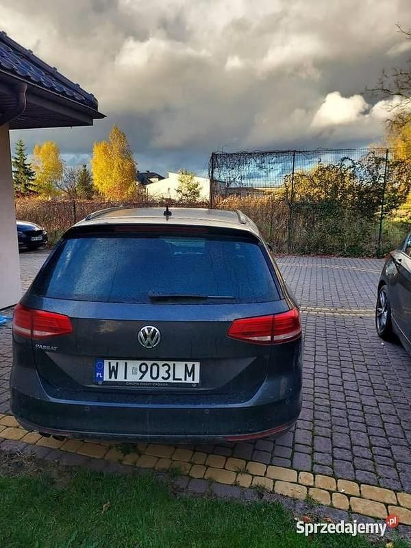 Szary Używany 2018 VW Passat Kombi | 73 800 zł (Dość drogi) - Obraz 1/4