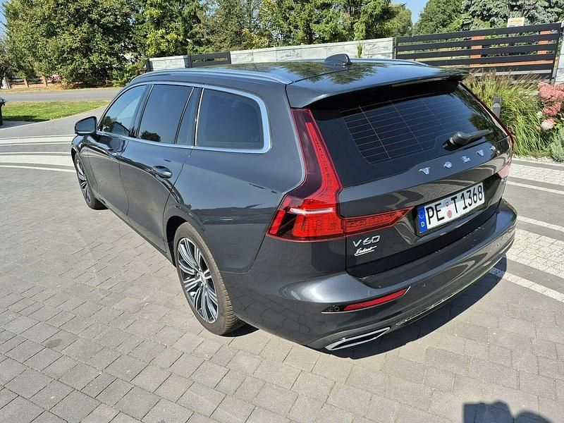 Używany Volvo V90 Inscription 150 KM (110 kW) 2018 Szary Kombi