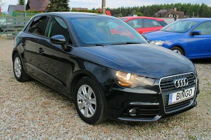 Używany Audi A1 90 KM (66 kW) 2012 Czarny Hatchback