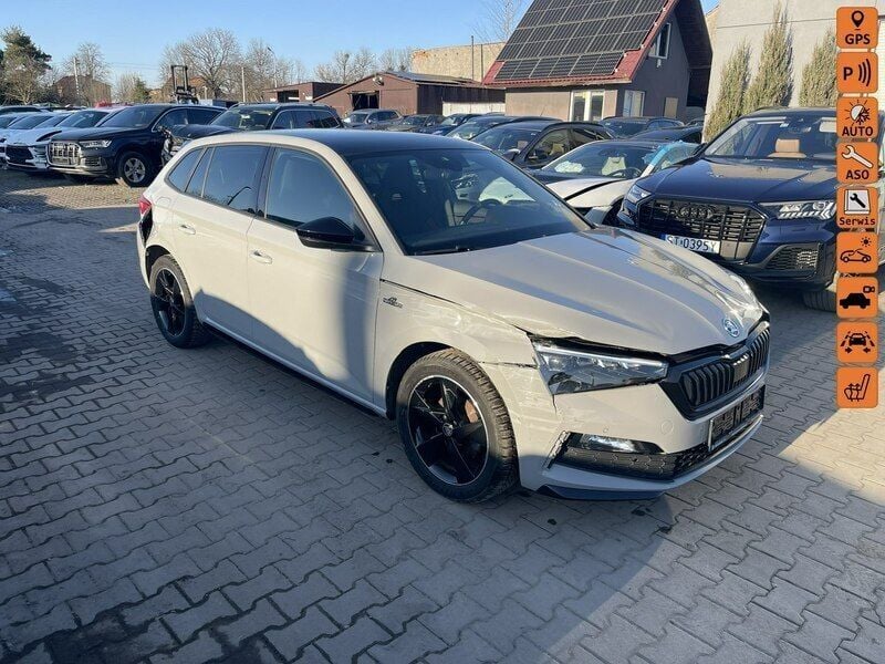 Szary (metalik) Używany 2021 Skoda Scala Hatchback | 37 900 zł - Obraz 1/4