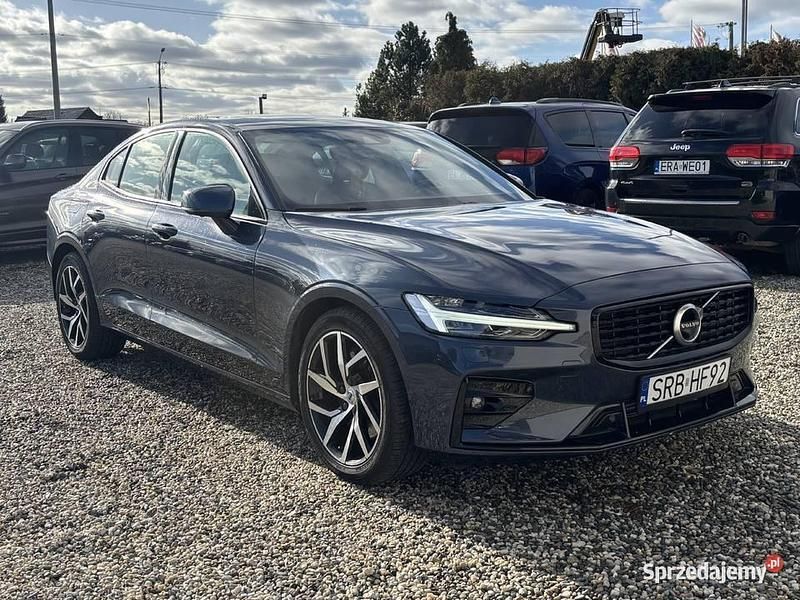 Używany Volvo S60 2025 Szary Sedan/Limuzyna