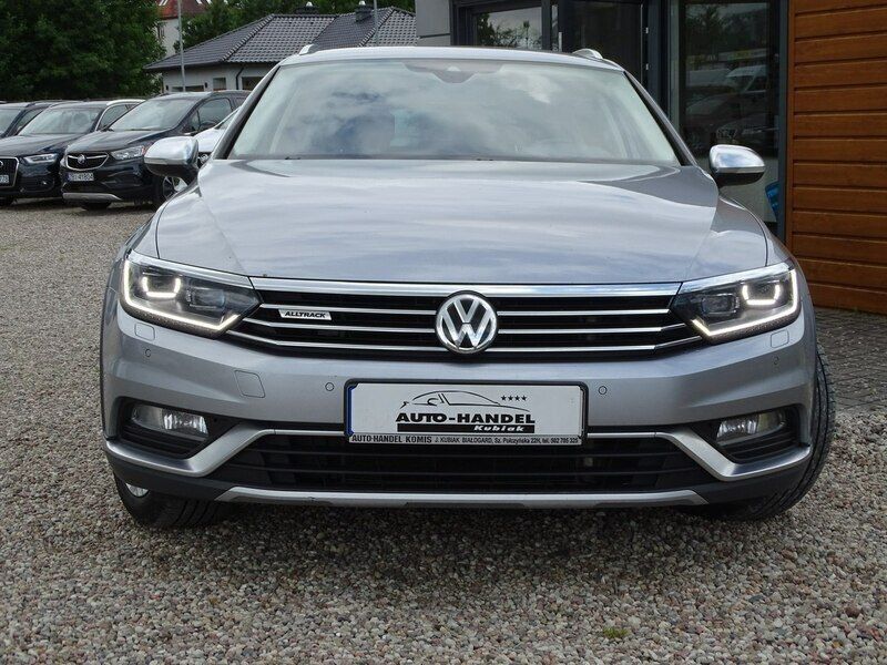 Używany VW Passat Alltrack 190 KM (139 kW) 2019 Srebrny (metalik) Kombi