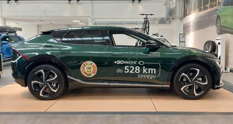 Używany Kia EV6 168 kW (229 KM) 2022 Zielony ciemny (metalik) SUV