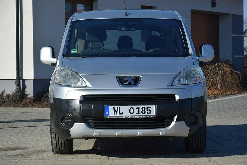 Używany Peugeot Partner 90 KM (66 kW) 2008 Srebrny Minivan