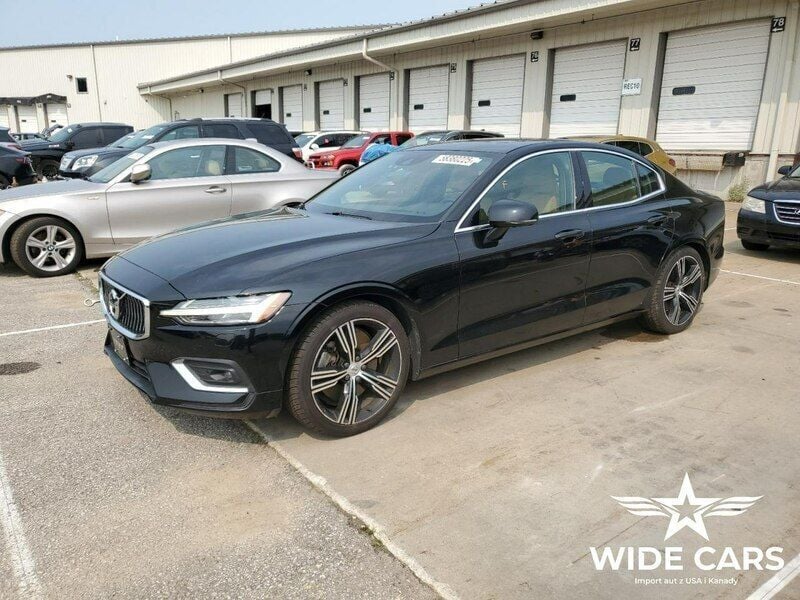 Czarny (metalik) Używany 2019 Volvo S60 Sedan/Limuzyna | 48 600 zł - Obraz 1/4