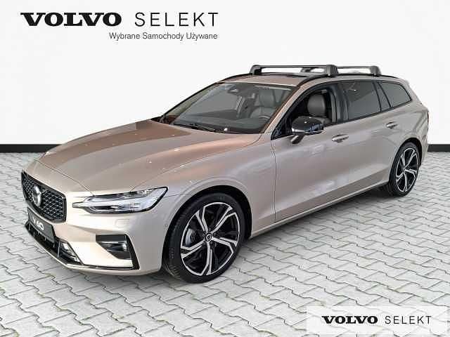 Beżowy Używany 2025 Volvo V60 Kombi | 204 900 zł - Obraz 1/3