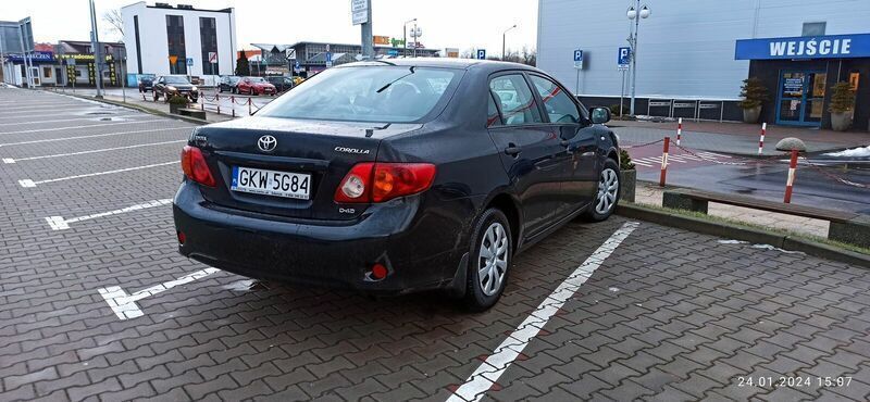 Używany Toyota Corolla 2008 Czarny Sedan/Limuzyna