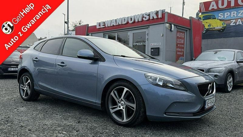 Inny Używany 2018 Volvo V40 Hatchback | 45 900 zł (Uczciwa cena) - Obraz 1/4