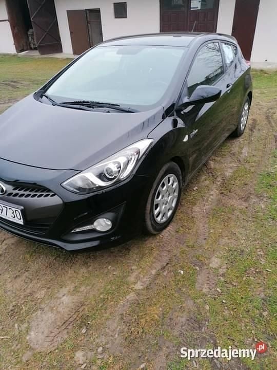 Używany Hyundai i30 2014 Czarny Hatchback