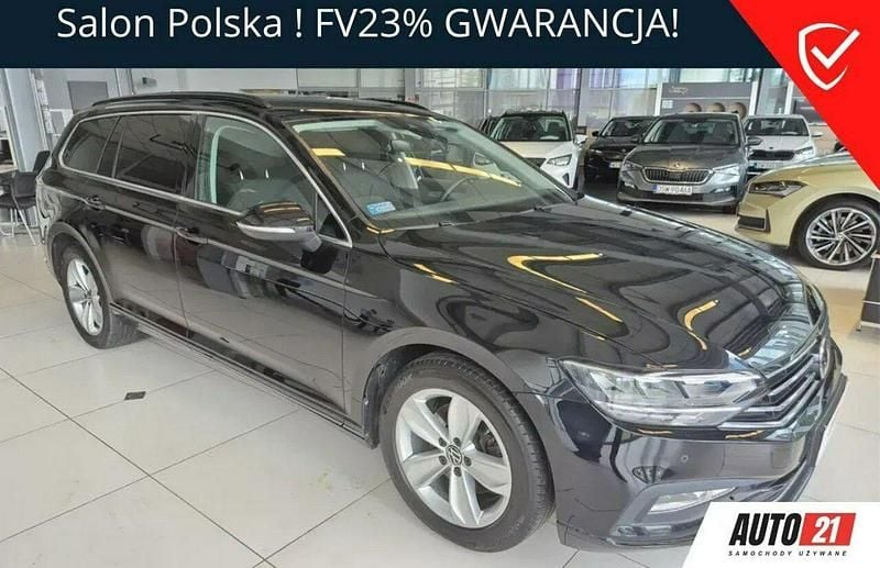 Czarny (metalik) Używany 2022 VW Passat Kombi | 84 900 zł (Dobra cena) - Obraz 1/4