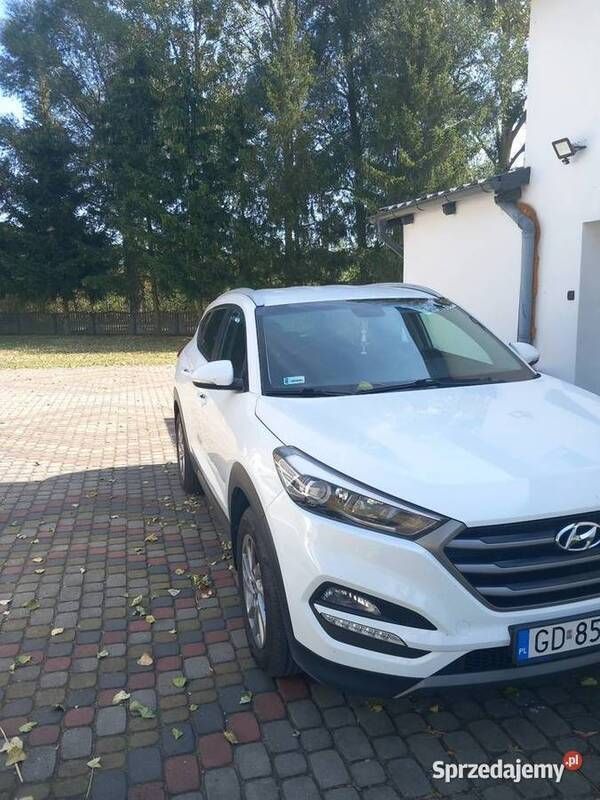 Biały Używany 2015 Hyundai Tucson SUV | 49 000 zł (Uczciwa cena) - Obraz 1/4