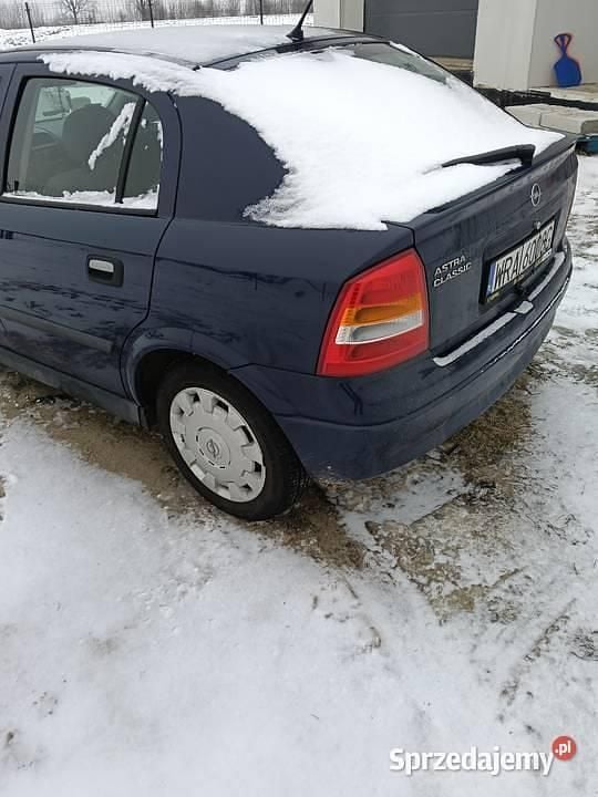 Granatowy Używany 2007 Opel Astra Hatchback | 4200 zł (Uczciwa cena) - Obraz 1/4