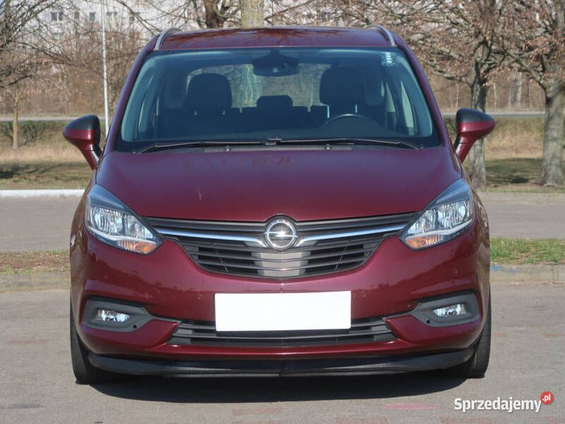 Bordowy Używany 2018 Opel Zafira Minivan | 44 999 zł (Uczciwa cena) - Obraz 1/4