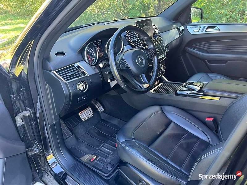 Czarny Używany 2015 Mercedes GLE400 SUV | 109 000 zł - Obraz 1/4