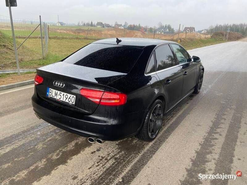 Używany Audi A4 2013 Czarny Sedan/Limuzyna